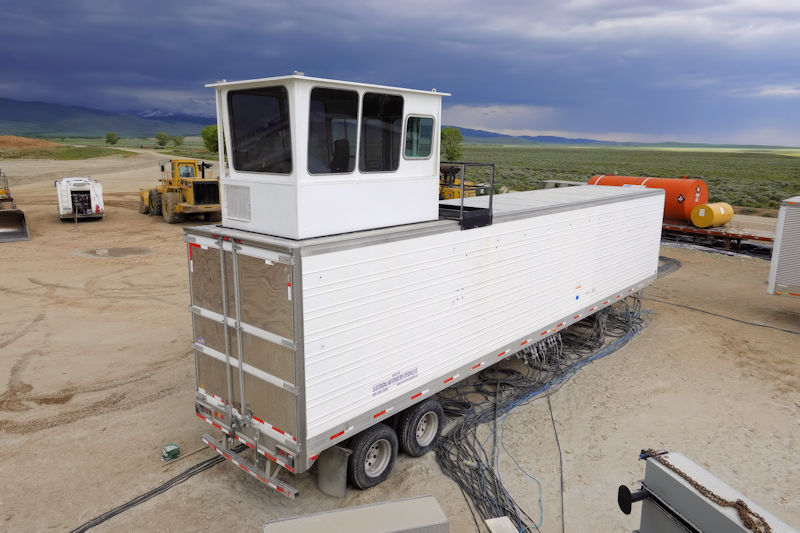 50' Van Trailer with pop up cab