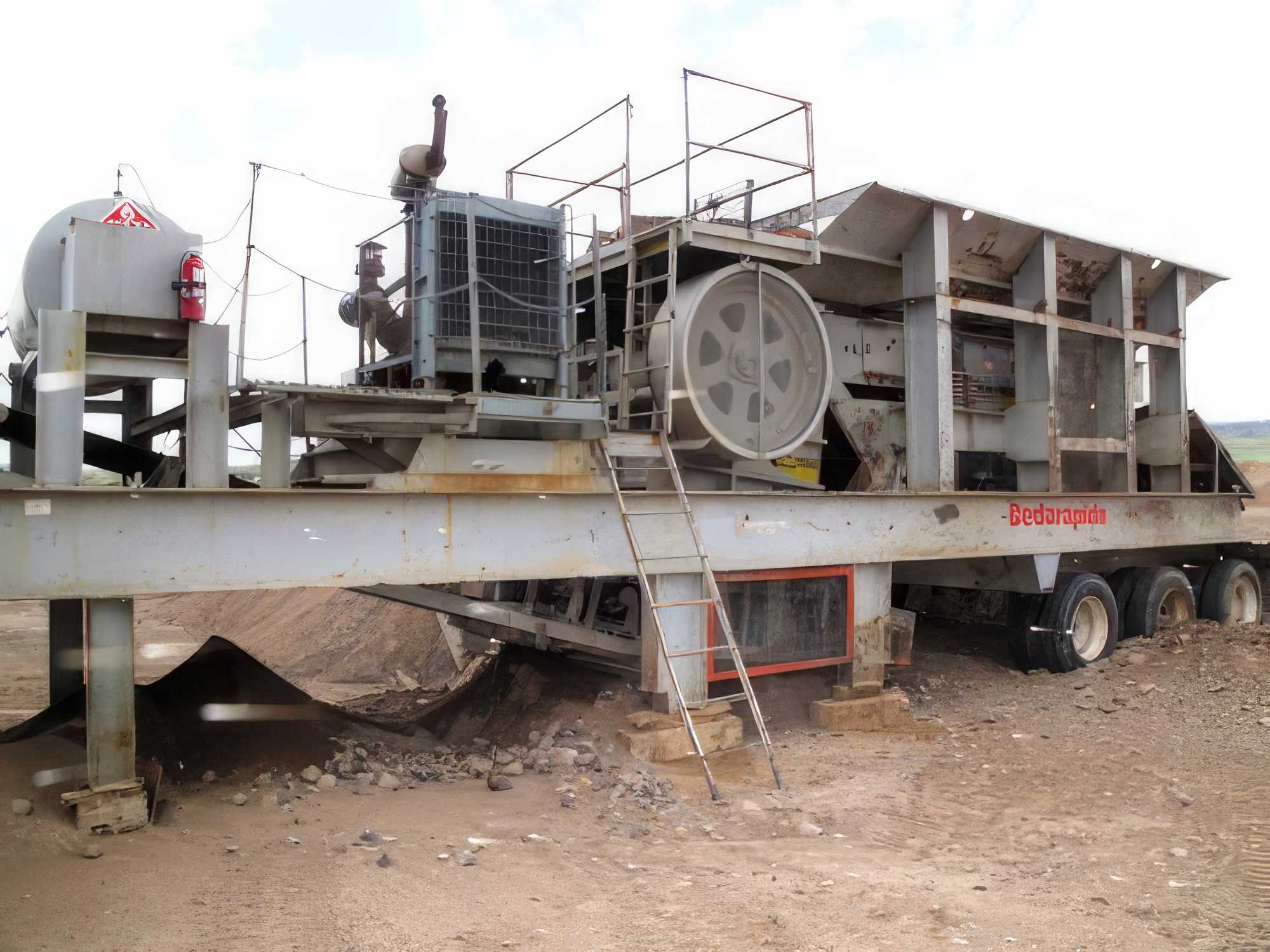 Complete Three Crusher Portable Plant